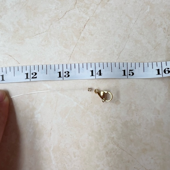 Seashell necklace - Picture 4 of 4